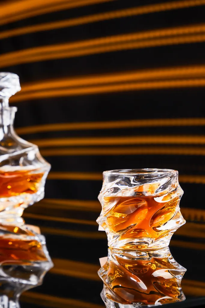 Echos Whiskyset | Whiskygläser | 7-Teiliges Whiskeyset | Geschenkset 14 Echos Whiskyset | Whiskygläser | 7-Teiliges Whiskeyset | Geschenkset – Bild 14