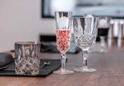 Nachtmann Champagnerglas Set/4 617/9 Noblesse UK/4 104248 19 Nachtmann Champagnerglas Set/4 617/9 Noblesse UK/4 104248 -Leonardo Verkäufe 1b464a001327547283bfe1980203bd66