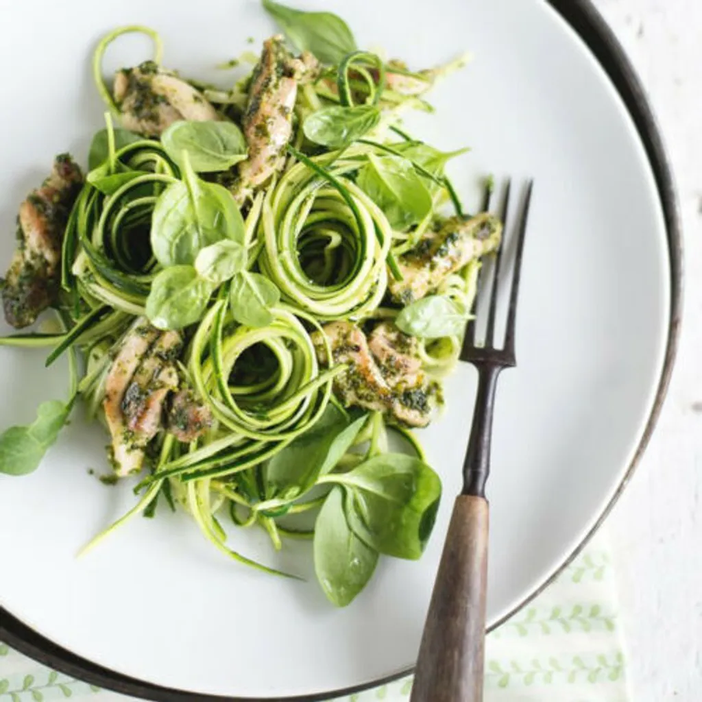 Spiralschneider Deluxe Kartoffelschneider Gemüseschneider Gemüse Zwiebel Kartoffel Schäler Zerkleinerer 5 Klingen Mit Behälter 6 Spiralschneider Deluxe Kartoffelschneider Gemüseschneider Gemüse Zwiebel Kartoffel Schäler Zerkleinerer 5 Klingen Mit Behälter – Bild 6