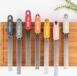 Microplane Premium Classic Zester-Reibe Malve -Leonardo Verkäufe 1d24ee90a69b04e4d19745675748cbda