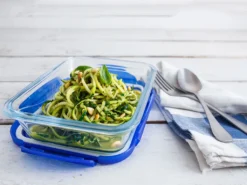 Pyrex Cook & Go Glas Square Teller Mit Deckel 0.9l -Leonardo Verkäufe 3c0b8093e12b09b3033ada79090e54dc