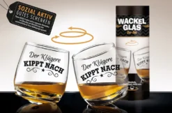 Gilde Wackelglas 2er-Set "Der Klügere Kippt Nach" Designgläser 27cl 8,8cm -Leonardo Verkäufe 4a24f7aa132dee497d00b237132e673a