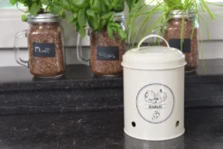 Esschert Design Vorratsdose Knoblauch; C2068 9 Esschert Design Vorratsdose Knoblauch; C2068 -Leonardo Verkäufe 607b8e667962984c7abdf82b8e9541df