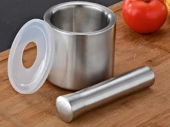 BAYLI - Edelstahl Mörser Mit Stößel & Deckel - Massiver Gewürzmörser Für Die Küche - Bruchfeste Kräutermühle - Gewürzmühle Für Kräuter Und Gewürze - Tabletten Zerkleiner - Tablettenmörser - KitchenAid -Leonardo Verkäufe 68f71da4cb04be633ae2abbeace2f0e2