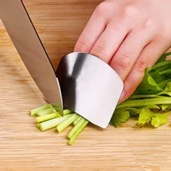 2 Stück Fingerschutz Finger Guards Zum Schneiden Von Gemüse Obst Edelstahl Finger Handschutz Zum Schneiden Von Hackfleisch Fleisch Chef Küchenwerkzeug Gadgets -Leonardo Verkäufe 71d84d9ccf11b2b9cc270bc8e890cae0