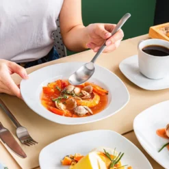 MALACASA, Serie Elisa, 60 Tlg. Porzellan Tafelservice Geschirrset Mit 12 Kaffeetassen, 12 Untertassen, 12 Dessertteller, 12 Suppenteller, 12 Essteller -Leonardo Verkäufe 7220e229a802a7de9d670b602113b5a2