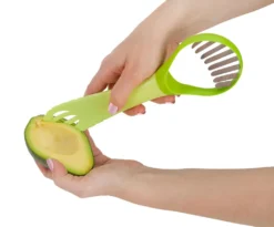 Avocadoschneider Avocadoschäler 5 In 1 Schält Entkernt Löst Schneidet Püriert -Leonardo Verkäufe 72ab9cca0e7f90c4d32a3e2483acf2a4