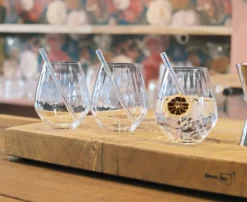 Nachtmann Tastes Good Vorteilsset 4 Gin Tonic Gläser + 4 Glastrinkhalme + Reinigungsbürste -Leonardo Verkäufe 81c4ab06a0b17f1c41ee75799124286c