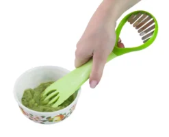 Avocadoschneider Avocadoschäler 5 In 1 Schält Entkernt Löst Schneidet Püriert -Leonardo Verkäufe 8273046c88f3d4b44acfe7d71ba0e31b