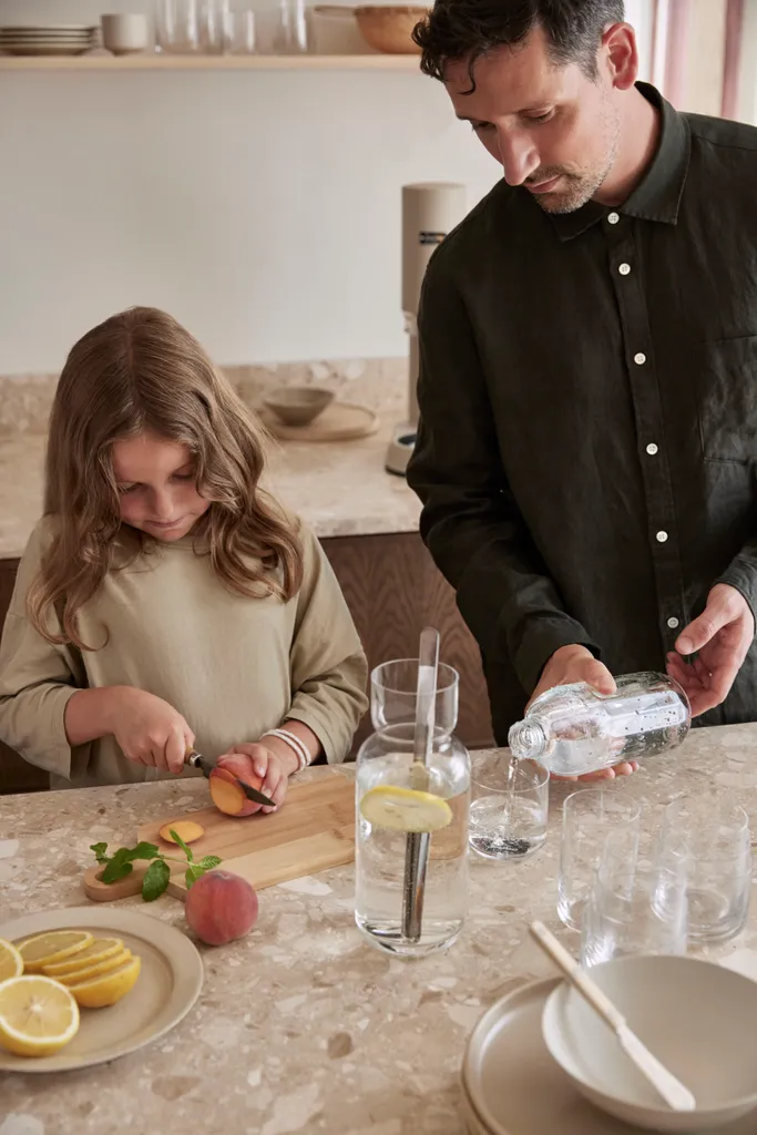 AARKE Karaffe Mit Rührlöffel Nesting Carafe Und Mixing Spoon Kristallglas 1,1L 10 AARKE Karaffe Mit Rührlöffel Nesting Carafe Und Mixing Spoon Kristallglas 1,1L – Bild 10