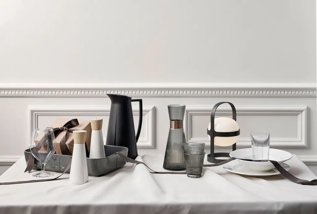 Rosendahl GRAND CRU MOUTHBLOWN Wasserkaraffe Smoke 7 Rosendahl GRAND CRU MOUTHBLOWN Wasserkaraffe Smoke – Bild 7