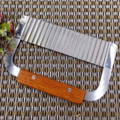 Kartoffelschneider Pommes Frites Schneider Wellenschneider Edelstahlklingen Mit Holzgriff Küchenwerkzeuge Gemüse Kartoffel Zwiebel Schneidewerkzeug (2 Stück) -Leonardo Verkäufe be7509419c0c1894b51f40a09cd45a24