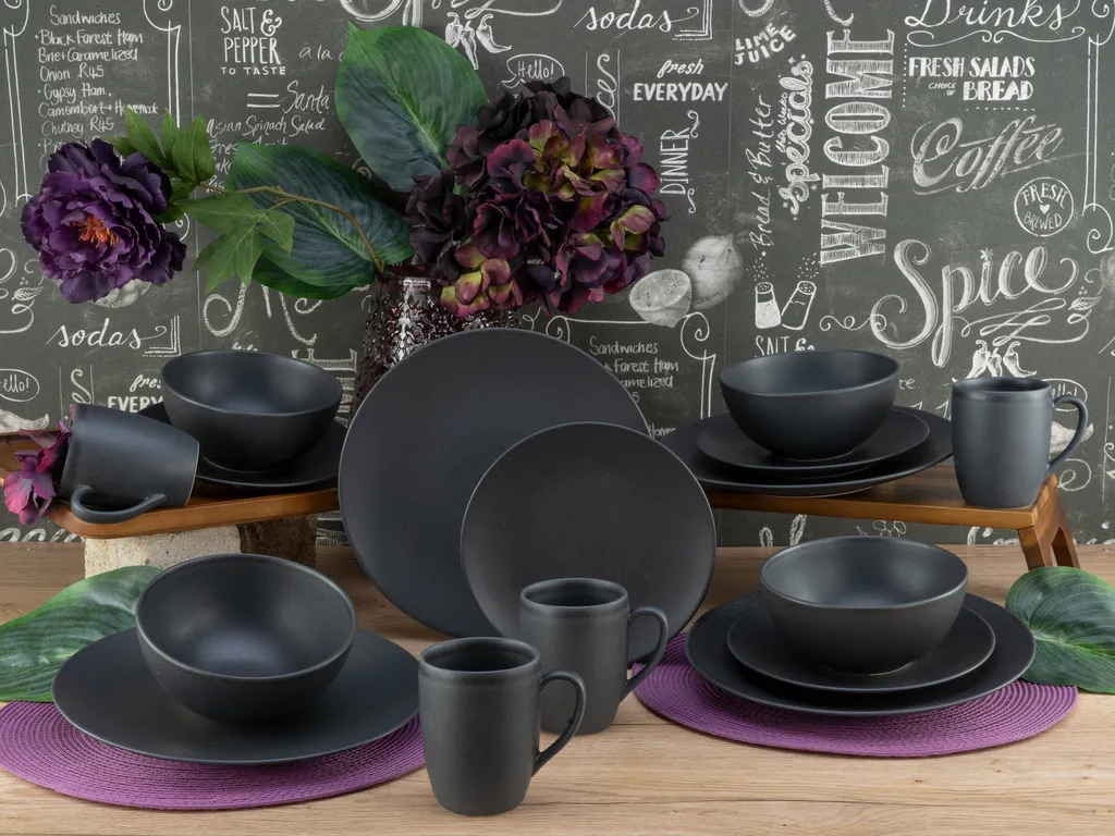 CreaTable 23145 Kombiservice Soft Touch Black Für 4 Personen, Steinzeug, Schwarz (1 Set, 16-teilig) 1 CreaTable 23145 Kombiservice Soft Touch Black Für 4 Personen, Steinzeug, Schwarz (1 Set, 16-teilig)