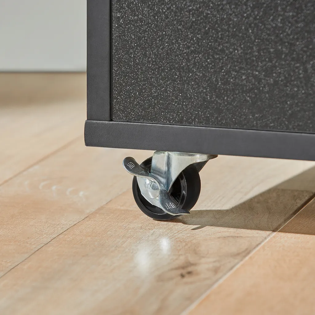 SoBuy FKW113-SCH Servierwagen Küchenwagen Kücheninsel Küchenschrank Rollwagen Mikrowellenschrank Küchenrollwagen Schwarz BHT Ca.: 82x88x46cm 9 SoBuy FKW113-SCH Servierwagen Küchenwagen Kücheninsel Küchenschrank Rollwagen Mikrowellenschrank Küchenrollwagen Schwarz BHT Ca.: 82x88x46cm – Bild 9