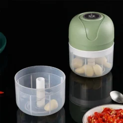 100ml Elektrische KnoblauchpresseEdelstahl Knoblauch-Artefakt, Knoblauchschneider, Knoblauchpresse Grün -Leonardo Verkäufe f03300a21db03c1a678f89efaee79a21